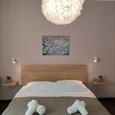 Angelique'S Cozy Apartment Alepou Екстериор снимка