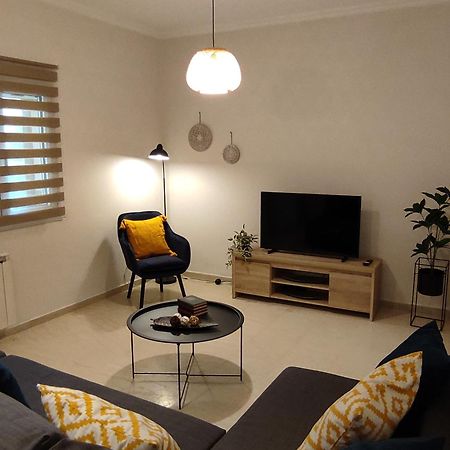 Angelique'S Cozy Apartment Alepou Екстериор снимка