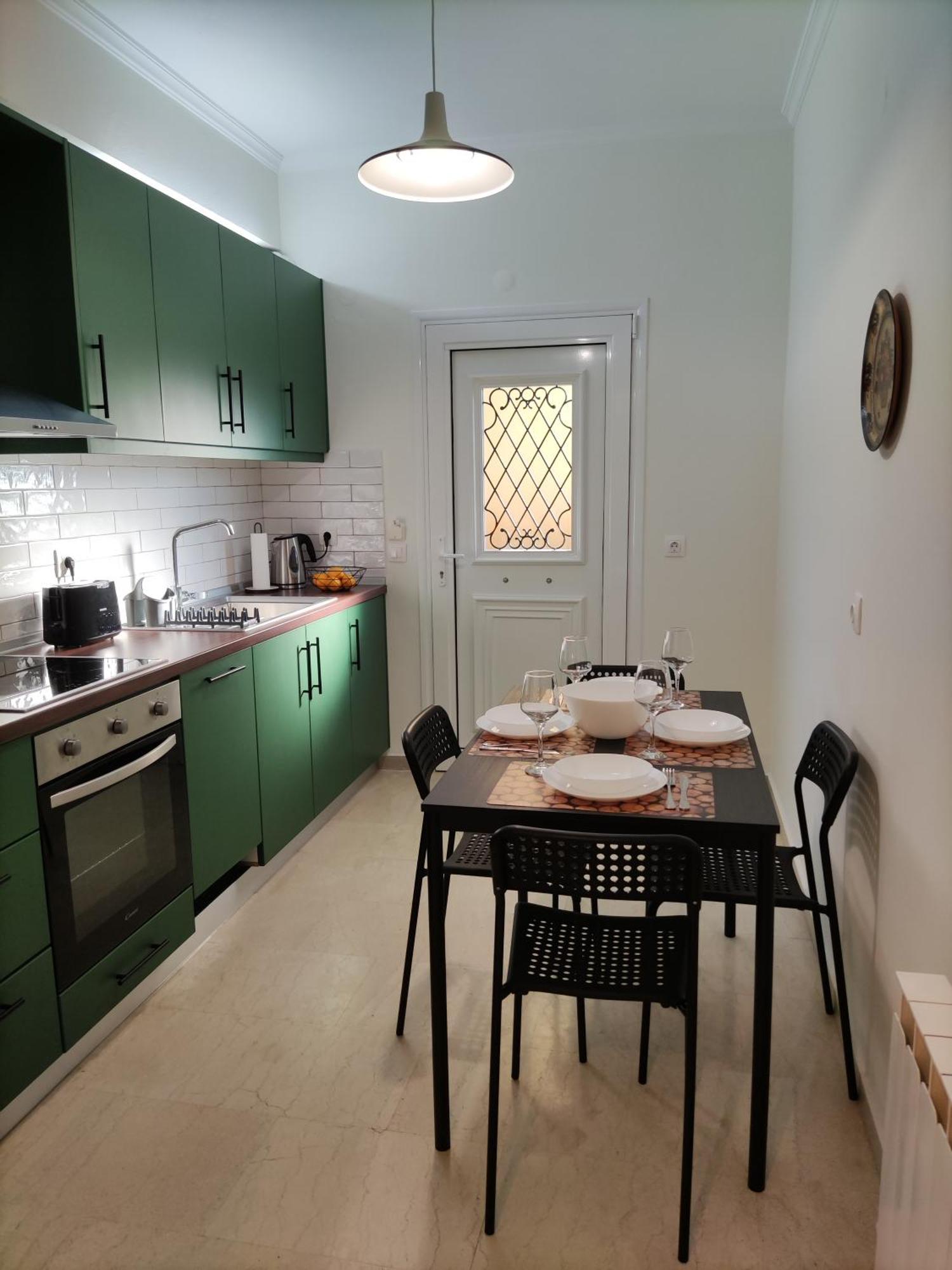 Angelique'S Cozy Apartment Alepou Екстериор снимка